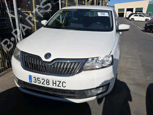 Right front fog light SKODA RAPID Spaceback (NH1) 1.6 TDI | BP38038906C31 - Image 5