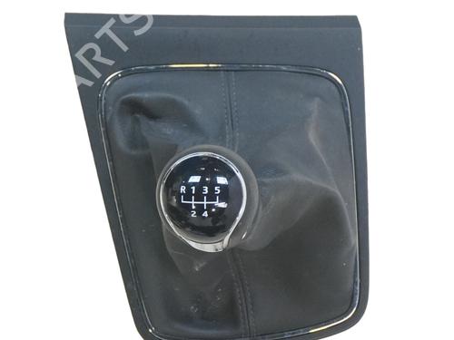 shift-knob-seat-leon-st-5f8-2012-2013-2014-2015-2016-2017-2018-2019-2020-34469075 main image