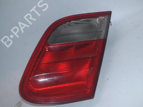 Used Right taillight MERCEDES-BENZ CLK Convertible (A208) CLK 320 (208.465) (218 hp) 14450926