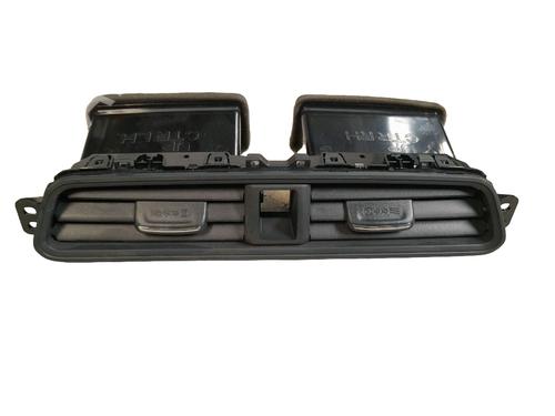 air-vent-nissan-leaf-ze1-2017-34469151 main image