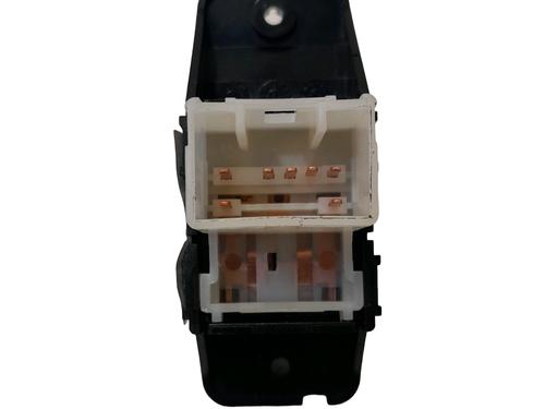 Right rear window switch KIA STONIC (YB) 1.0 T-GDi Eco-Dynamics+ | BP37234937I28 - Image 2
