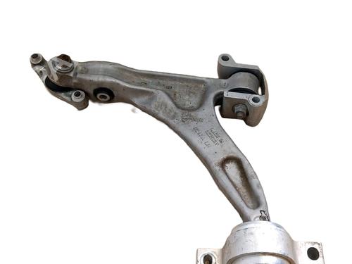 left-front-suspension-arm-volvo-v60-ii-225-2018-34447569 main image
