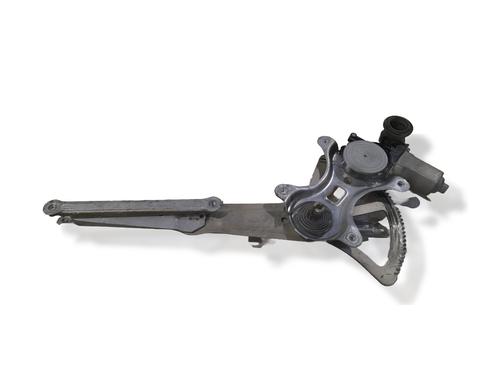 Used Front right window mechanism Front right window mechanism TOYOTA RAV 4 II (_A2_) 1.8 (ZCA25_, ZCA26_, ZCA25W, ZCA26W) (125 hp) 34466585 34466585
