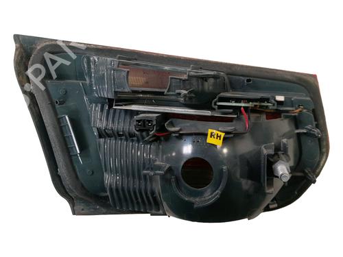 Right tailgate light BMW 3 (E90) 318 d | BP36235046C80 - Image 2