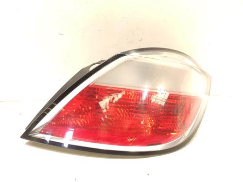Used Right taillight OPEL ASTRA H (A04) 1.7 CDTI (L48) (100 hp) 17698266