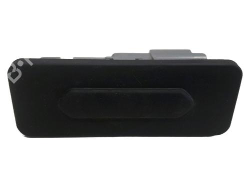 other-renault-megane-iv-hatchback-b9amn_-2015-33408883 main image