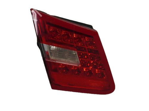 Used Left taillight Left taillight MERCEDES-BENZ E-CLASS (W212) E 200 CDI / BlueTEC (212.005, 212.006) (136 hp) 33978892 33978892