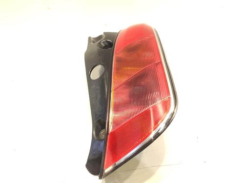 Høyre baklys Høyre baklys LANCIA YPSILON (843_) 1.2 (843.AXB1A) (80 hp) 34487655 34487655