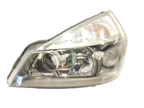Used Left headlight RENAULT ESPACE IV (JK0/1_) 2.2 dCi (JK0H) (150 hp) 17697717