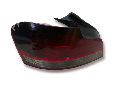 Used Left taillight Left taillight BMW 1 Convertible (E88) [2007-2013] 33979440 33979440