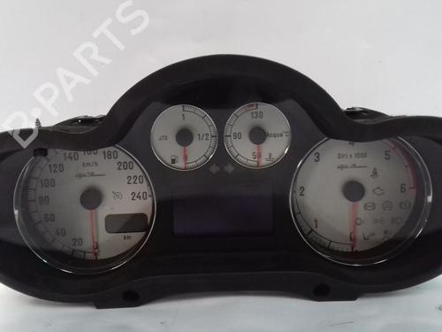 Used Instrument cluster ALFA ROMEO 147 (937_) 1.9 JTDM 8V (937.AXD1A, 937.AXU1A, 937.BXU1A) (120 hp) 18535768