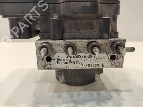 ABS Bremseaggregat DACIA SANDERO II 1.5 dCi 75 / Blue dCi 75 (B8JW, B8M4, B8AH, B8M7, B8M6) (75 hp) 14464667