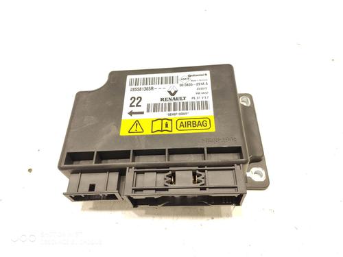 engine-control-unit-ecu-renault-megane-iii-hatchback-bz01_-b3_-2008-35731563 main image