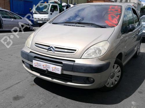 Grille CITROËN XSARA PICASSO (N68) 1.6 HDi | BP18557228C40 