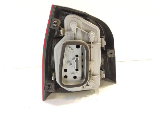 Right taillight VW POLO IV (9N_, 9A_) 1.2 | BP17698193C35 