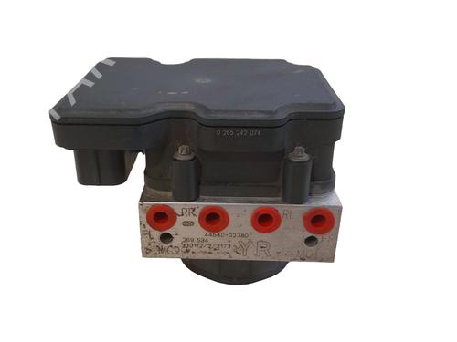 Used ABS pump ABS pump TOYOTA AURIS (_E15_) 1.4 D-4D (NDE150_, NDE150R) (90 hp) 33406110 33406110