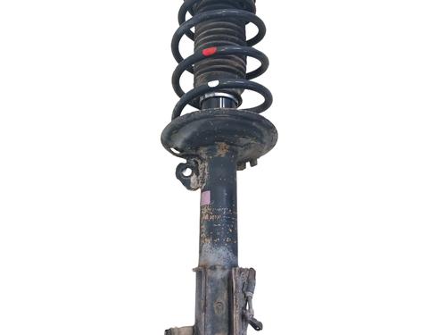 Used Left front shock absorber Left front shock absorber TOYOTA YARIS (_P13_) 1.5 Hybrid (NHP130_) (101 hp) 34549064 34549064