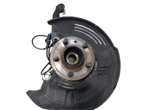 Used Right front steering knuckle Right front steering knuckle LAND ROVER DISCOVERY V (L462) 3.0 D 4x4 (211 hp) 34492795 34492795