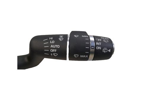 switch-jaguar-f-pace-x761-2015-34467732 main image