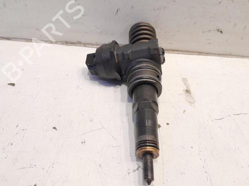 Injector SKODA SUPERB I (3U4)  | BP18702667M100 