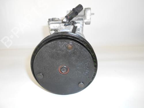 Used AC compressor KIA CARNIVAL II (GQ) [1999-2007]  18536371