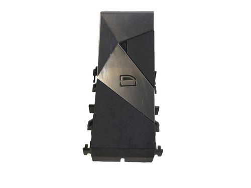 Venstre bagtil elrude kontakt Venstre bagtil elrude kontakt DS DS 7 Crossback (J4_, JR_, JC_) 2.0 BlueHDi 180 (JJEHZR) (177 hp) 34468591 34468591