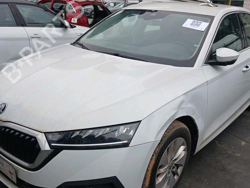 Used Parts SKODA OCTAVIA IV Combi (NX5, PV5) 2.0 TDi 5020559