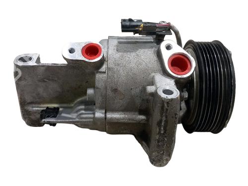 Used AC compressor AC compressor DACIA SANDERO II 1.0 TCe 100 (B8ML) (101 hp) 35735142 35735142