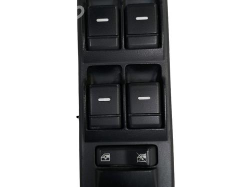 Venstre fortil elrude kontakt Venstre fortil elrude kontakt LAND ROVER RANGE ROVER III (L322) 3.6 D 4x4 (272 hp) 34494023 34494023