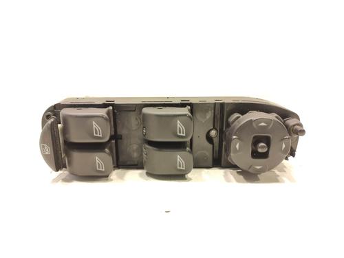Left front window switch LAND ROVER RANGE ROVER SPORT I (L320) 2.7 D 4x4 | BP14916013I27 