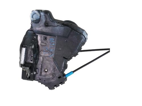 front-right-lock-toyota-auris-_e18_-2012-2013-2014-2015-2016-2017-2018-2019-34463864 main image