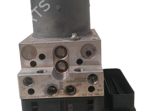 Used ABS pump ABS pump BMW 5 (F10) 528 i (258 hp) 33980033 33980033