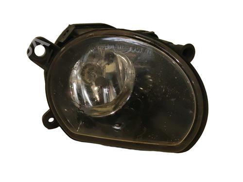 Used Left front fog light AUDI A8 D3 (4E2, 4E8) [2002-2010]  22557032