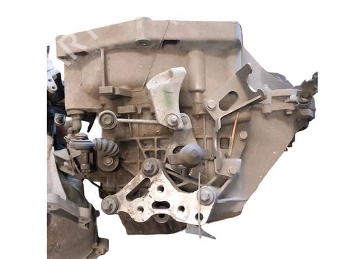 gearbox-jeep-renegade-suv-bu-b1-bv-2014-34489714 main image