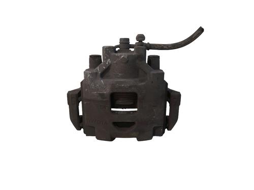 Used Left front brake caliper Left front brake caliper TOYOTA YARIS (_P13_) 1.5 Hybrid (NHP130_) (101 hp) 34546652 34546652