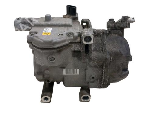 Used AC compressor AC compressor TOYOTA YARIS (_P13_) 1.5 Hybrid (NHP130_, NHP130) (101 hp) 35732262 35732262