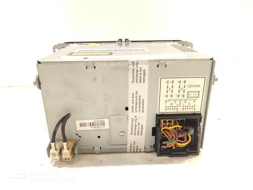 Used Radio VW PASSAT B5 (3B2) [1996-2001]  18701938