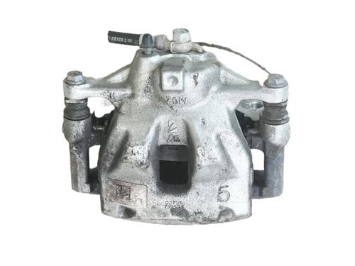 Used Right front brake caliper Right front brake caliper TOYOTA COROLLA Cross (ZVG1_, ZSG1_, MXGH1_, MXGA1_) 1.8 Hybrid (ZVG10, ZVG11, XG1T) (98 hp) 33409214 33409214