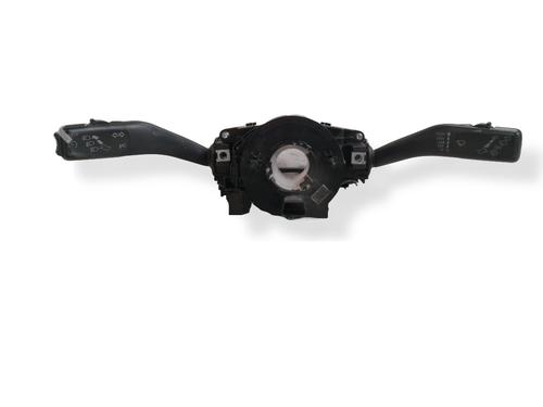 switch-seat-toledo-iv-kg3-2012-2013-2014-2015-2016-2017-2018-2019-34494055 main image