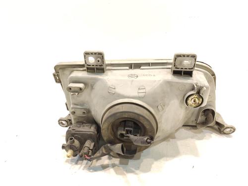Left headlight KIA SPORTAGE SUV (K00) 2.0 TD 4WD | BP14915835C28 