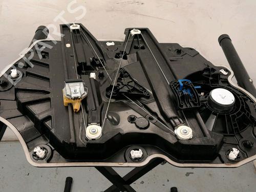 Used Front right window mechanism Front right window mechanism FORD PUMA (J2K, CF7) 1.0 EcoBoost mHEV (125 hp) 34463045 34463045