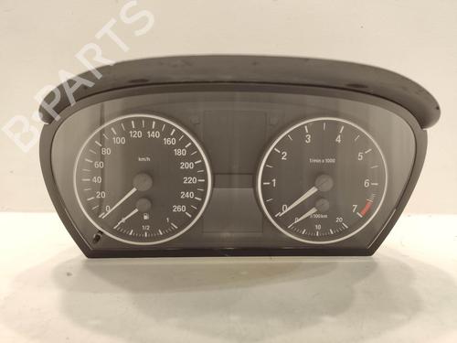 Used Instrument cluster Instrument cluster BMW 3 (E90) 318 i (129 hp) 34487104 34487104