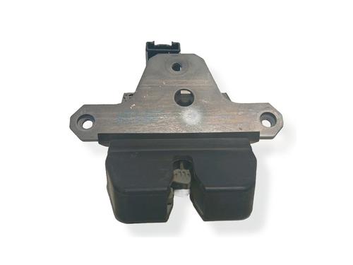 Used Tailgate lock FORD KUGA I 2.0 TDCi (140 hp) 22790863
