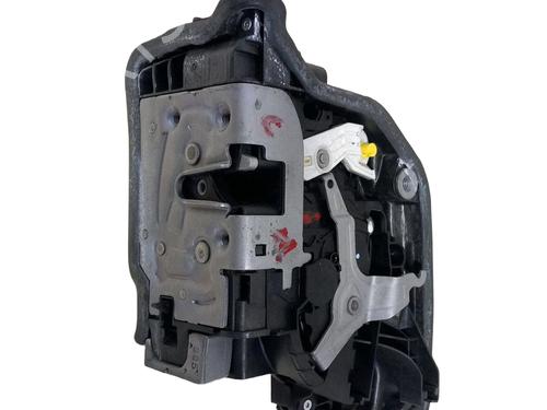rear-left-lock-bmw-6-gran-turismo-g32-2017-34485921 main image