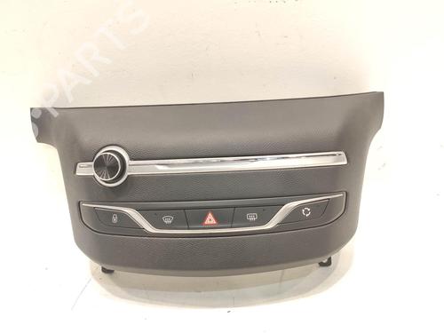 Used Steering wheel Steering wheel PEUGEOT 308 II (LB_, LP_, LW_, LH_, L3_) 1.5 BlueHDI 100 (102 hp) 34487518 34487518