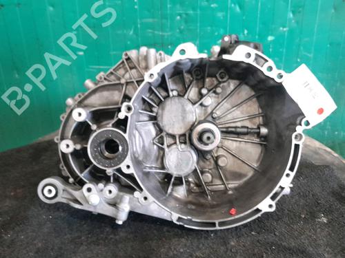 gearbox-volvo-v40-hatchback-525-2012-2013-2014-2015-2016-2017-2018-2019-33409397 main image