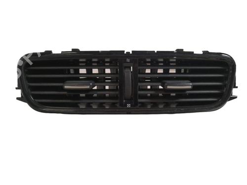 Grille d'aération Grille d'aération RENAULT CLIO IV (BH_) 0.9 TCe 90 (BHNF, BHMA, BHMH, BHJK, BHJR) (90 hp) 34469622 34469622