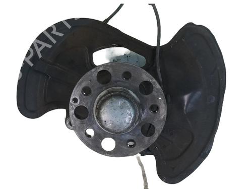 Used Left front steering knuckle MERCEDES-BENZ C-CLASS (W204) C 200 CDI (204.001) (136 hp) 20855805