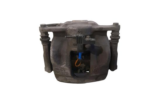Used Right front brake caliper Right front brake caliper MERCEDES-BENZ GLA-CLASS (X156) GLA 200 CDI / d (156.908) (136 hp) 34549535 34549535