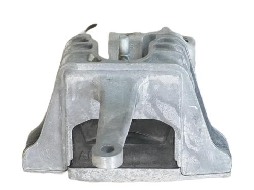 Used Engine mount HYUNDAI IONIQ (AE) 1.6 GDI Hybrid (105 hp) 26501152